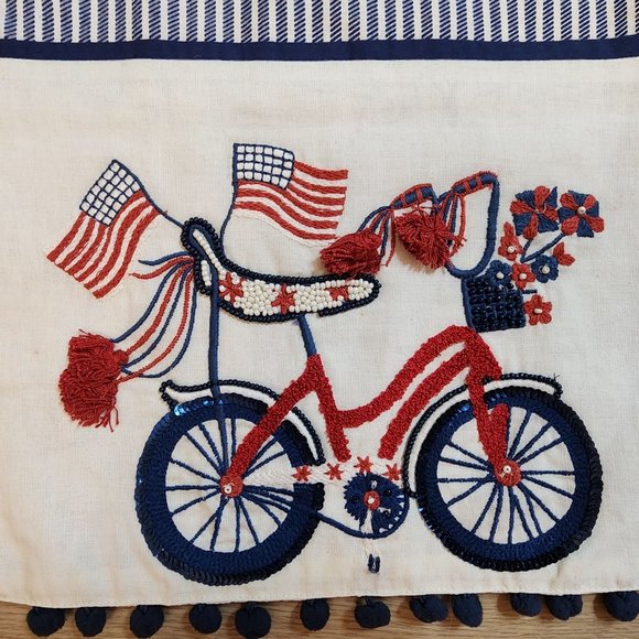 Pier 1 Beaded Embroidered Table Runner Patriotic Red White Blue VTG 13.5" x 71" - Picture 8 of 12